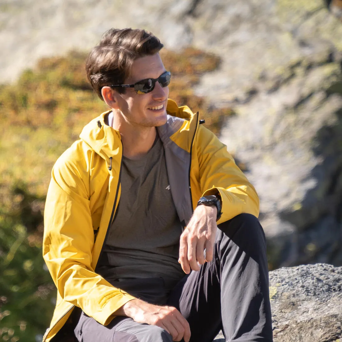 Adult Hiking Sunglasses Cat 3 - MH 100
