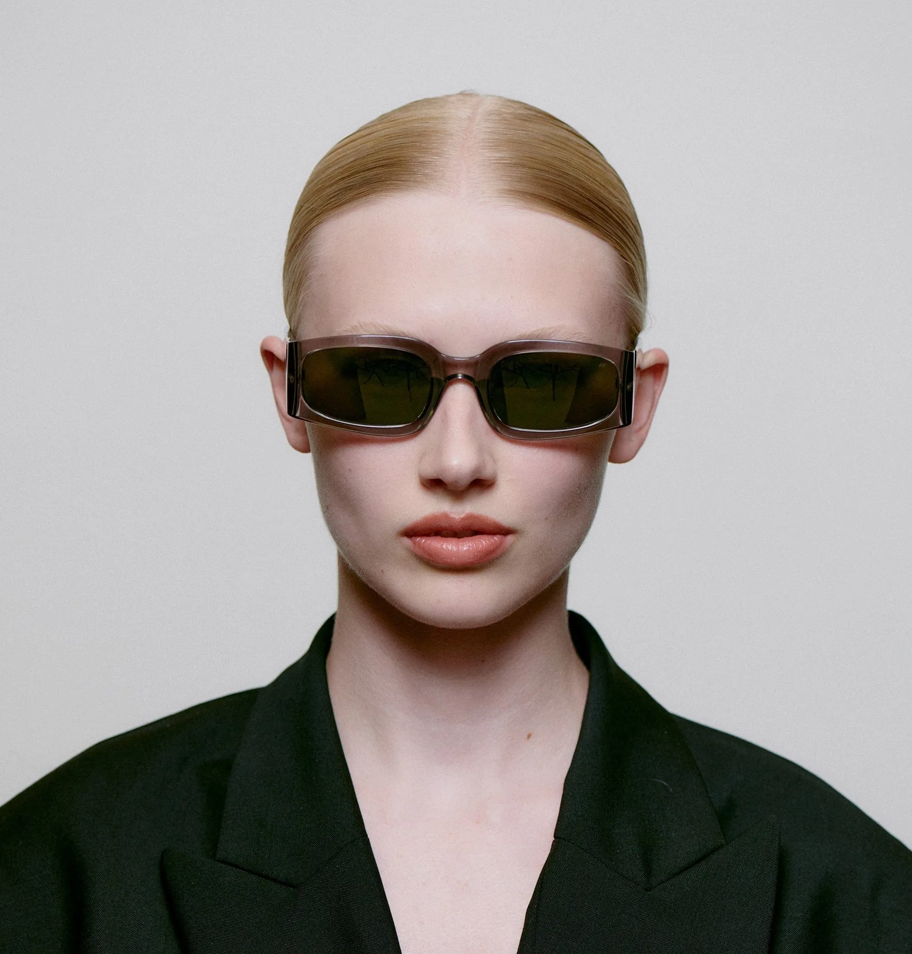 A.Kjaerbede Alex Sunglasses Grey Transparent