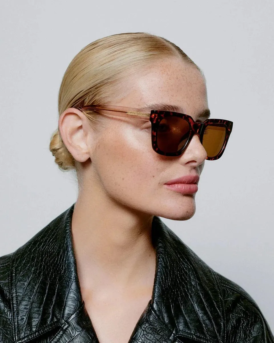 A.Kjaerbede Nancy Sunglasses Black Demi Tortoise
