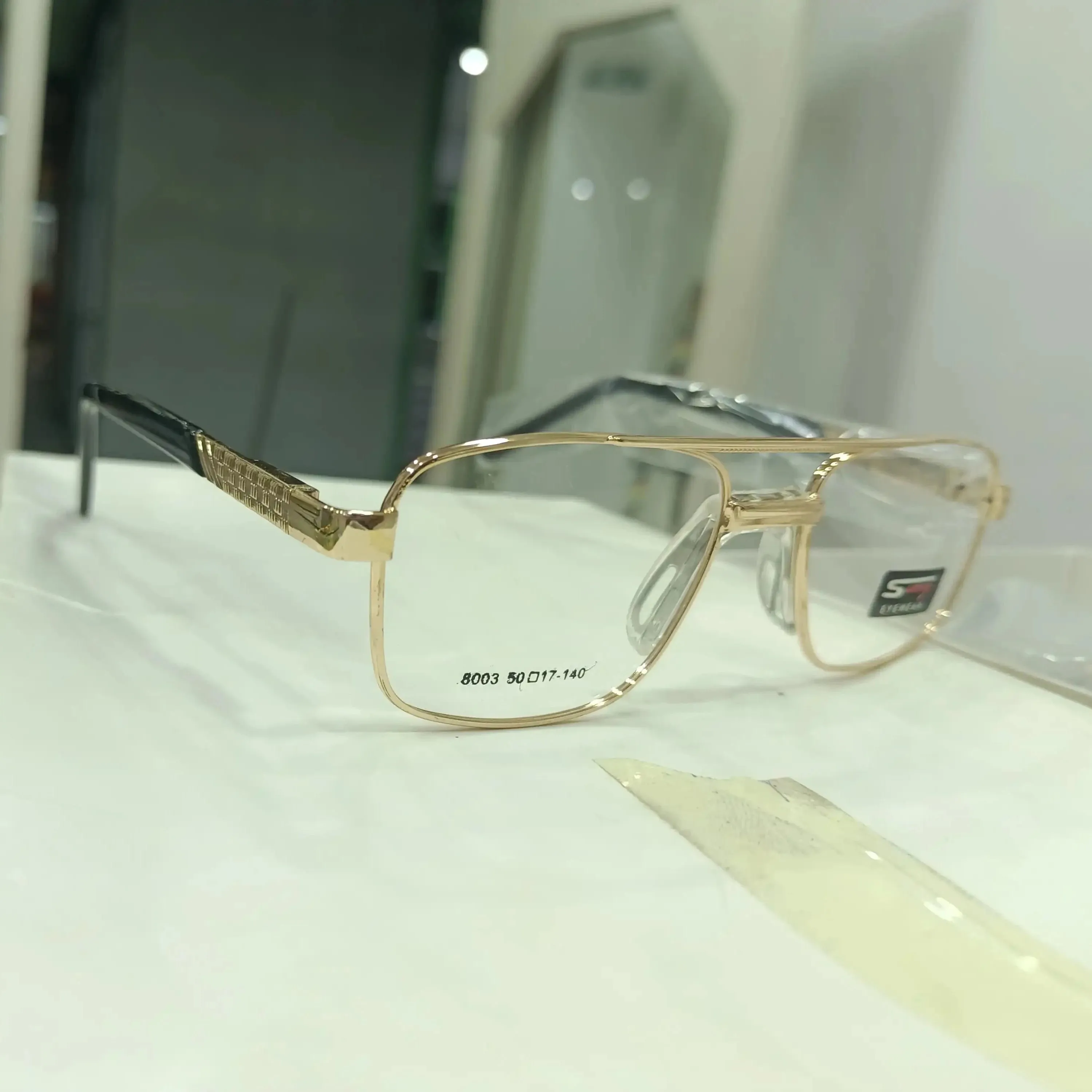 Aviator-Style Metal Eyeglass Frames with Double Bridge Design