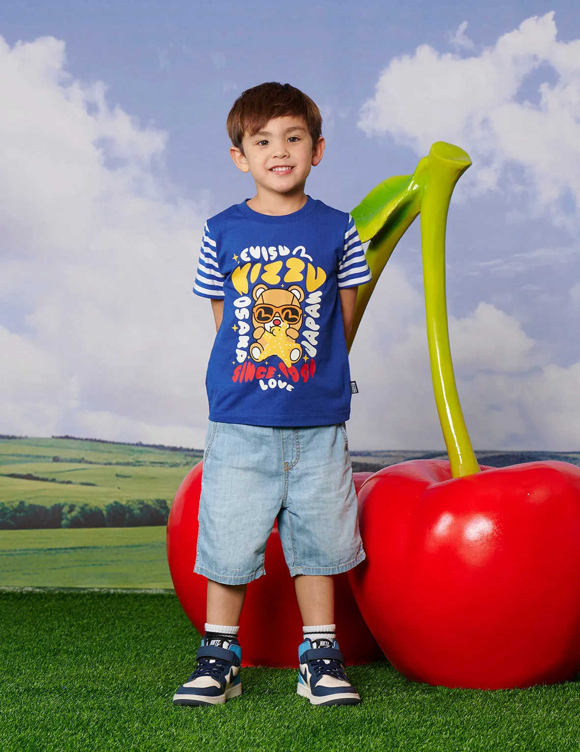 Bear and Starfish Print Regular Fit T-shirt