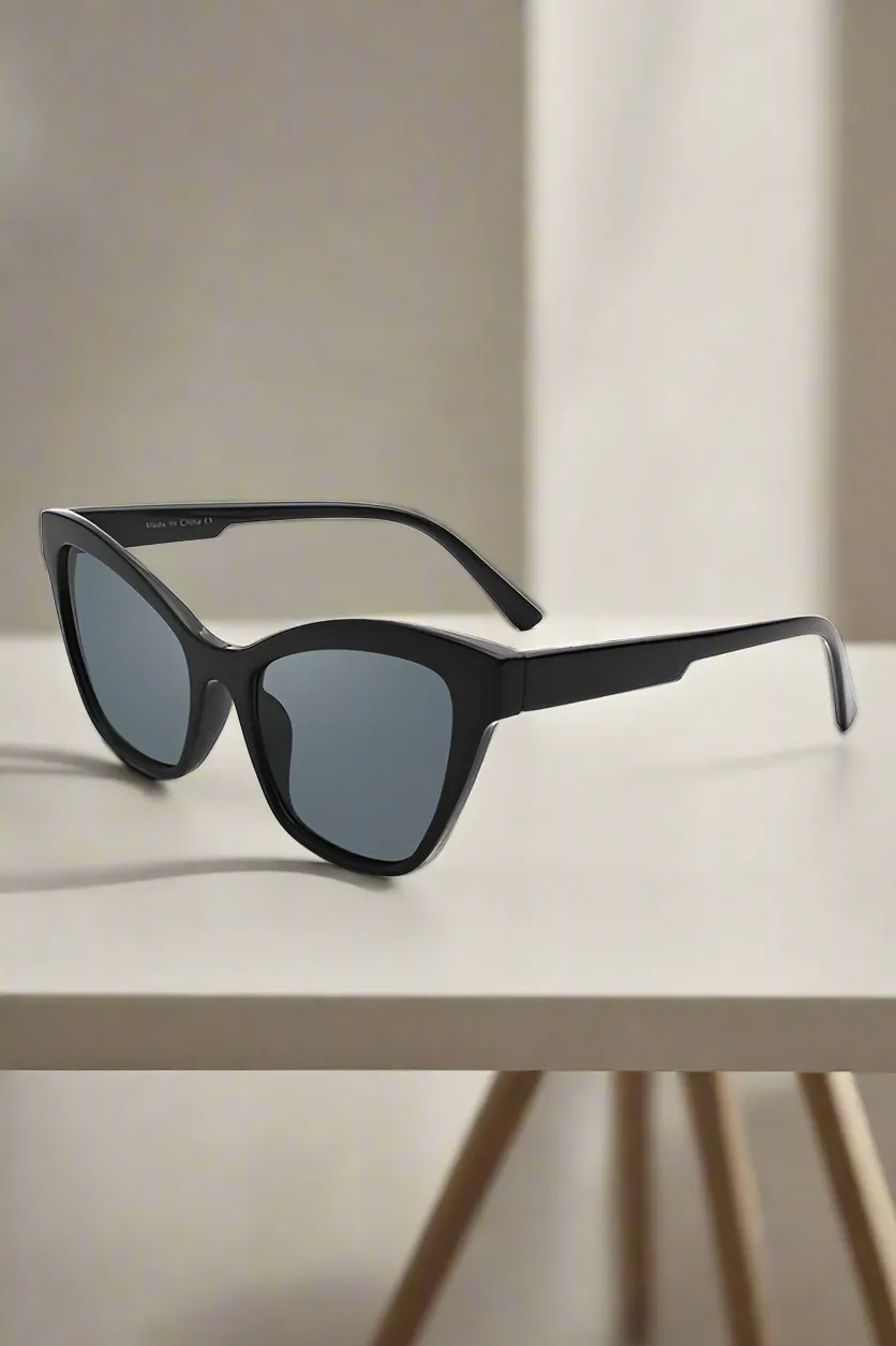 Cat Eye Retro Fashion 50s Women's Sunglasses UVA UVB Eye Protection Case Included