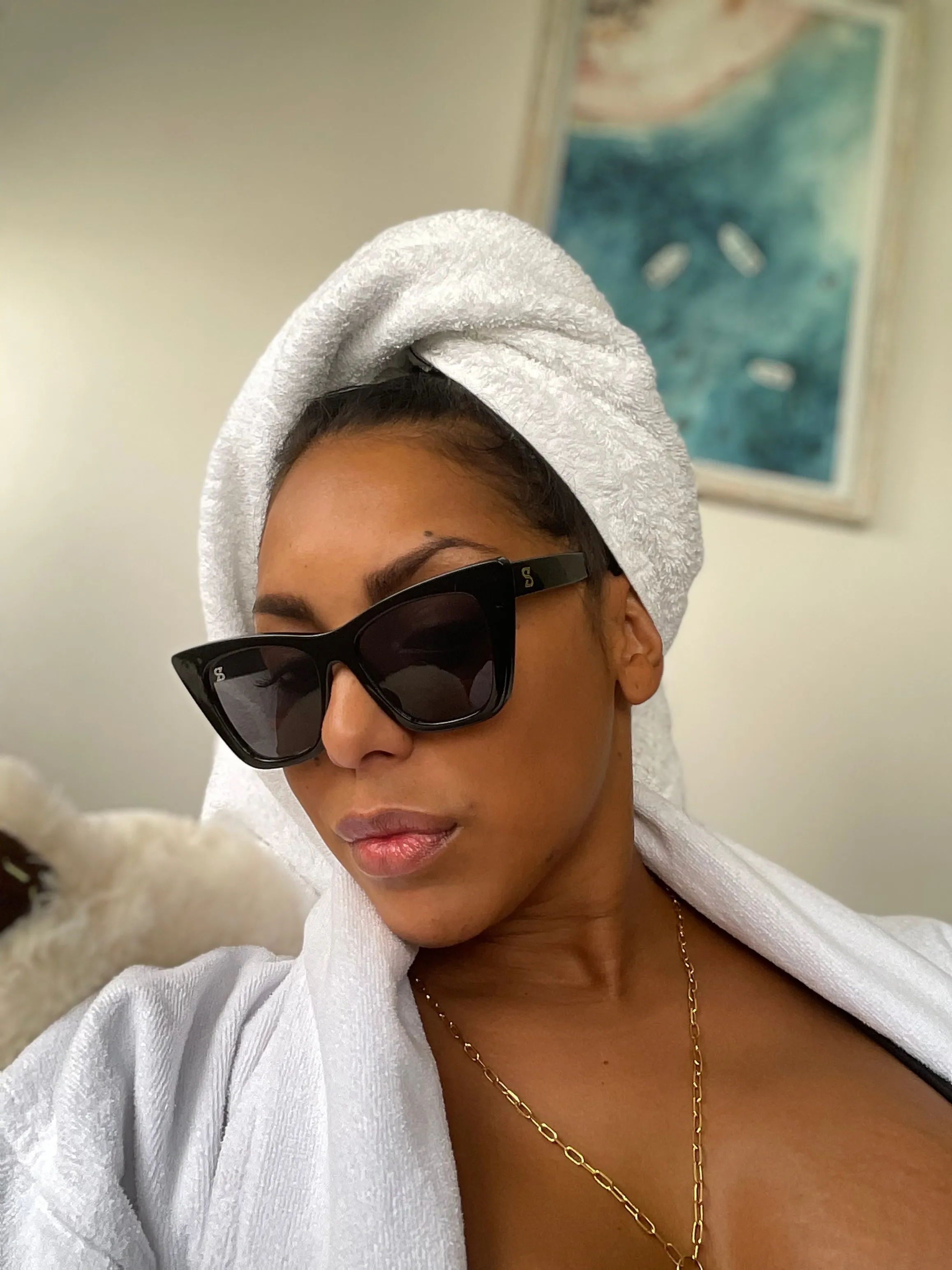 CLEAR FUTURE | Cat Eye Full Rim Sunglasses UV Protection