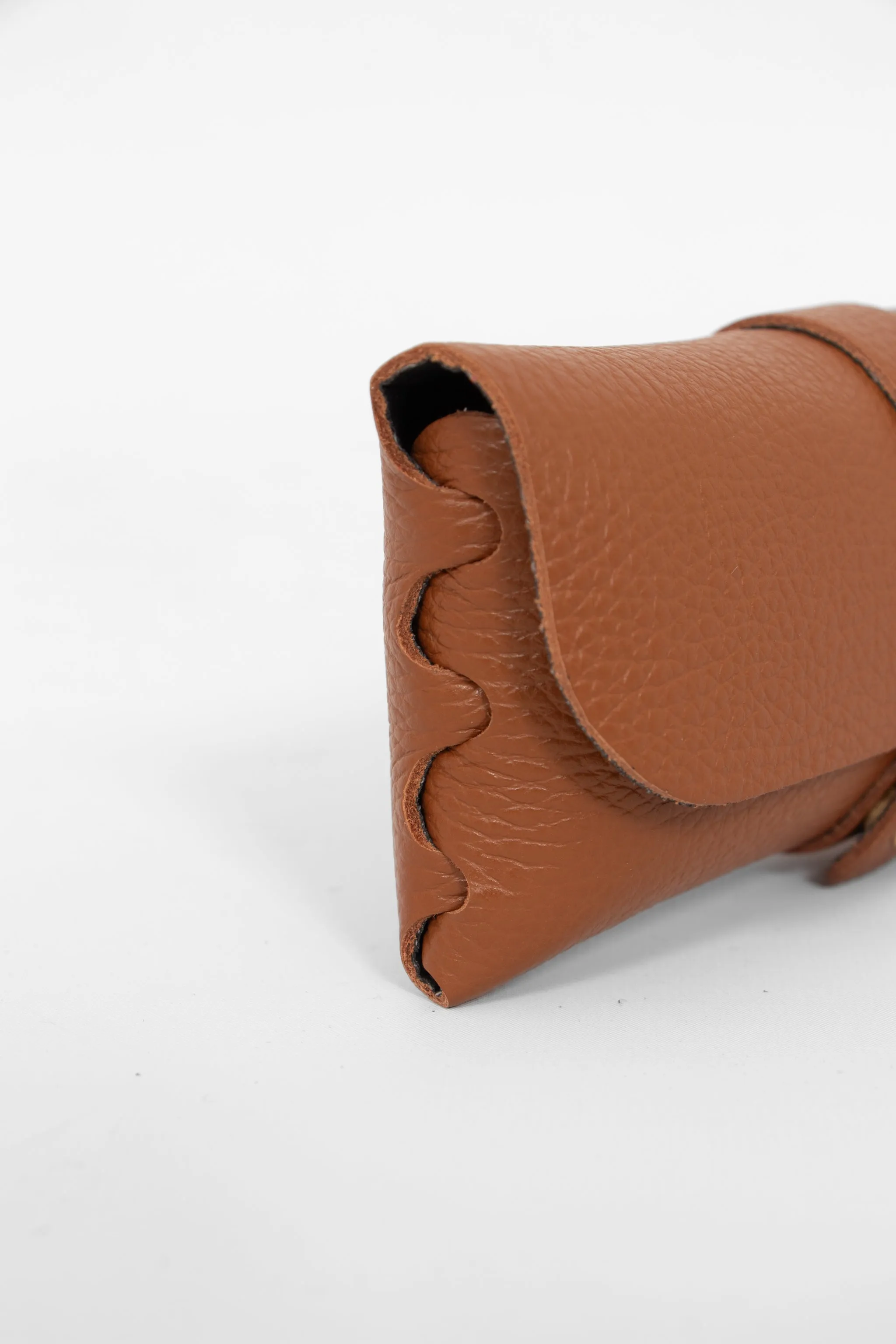 Cosima Italian Leather Sunglasses Case - Tan, Pebbled