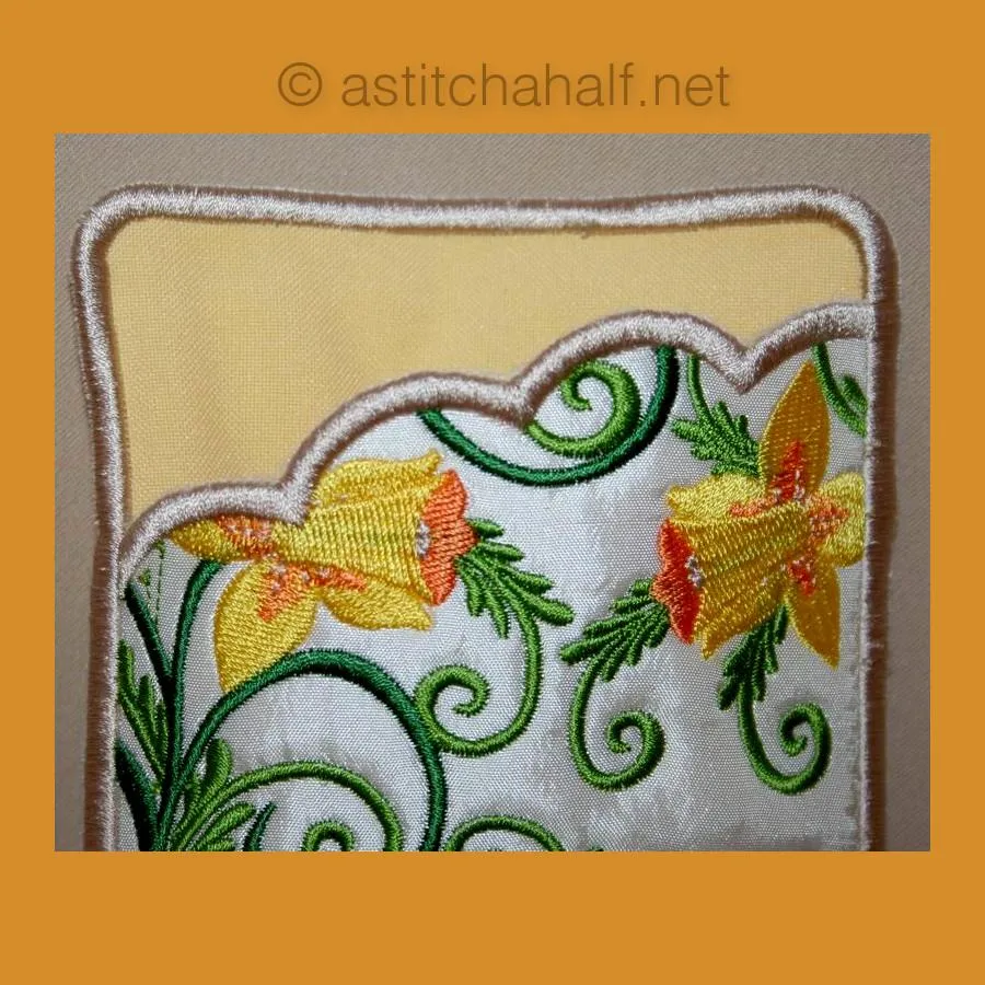 Daffodil Eyeglass Case