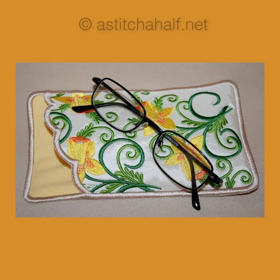 Daffodil Eyeglass Case