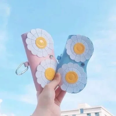 Dazzling Daisy Sunglass Case - Faux Leather
