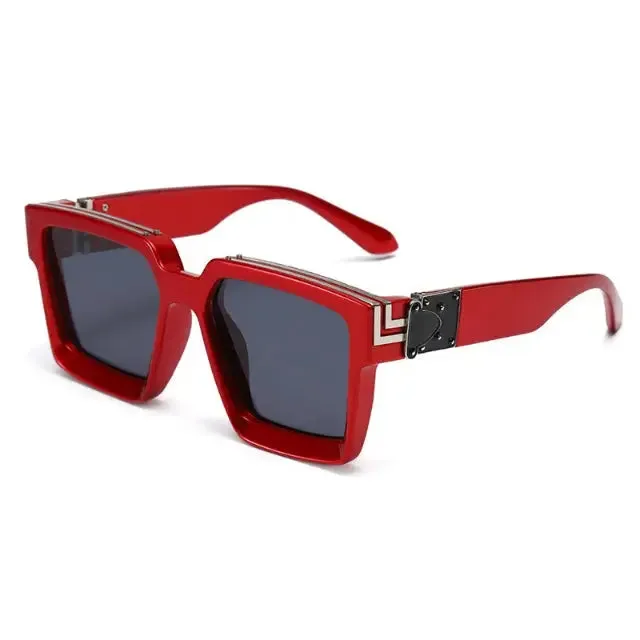 Fashionable oversized square sunglasses for daring men