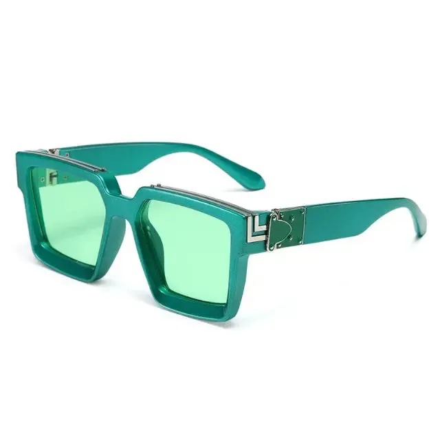 Fashionable oversized square sunglasses for daring men