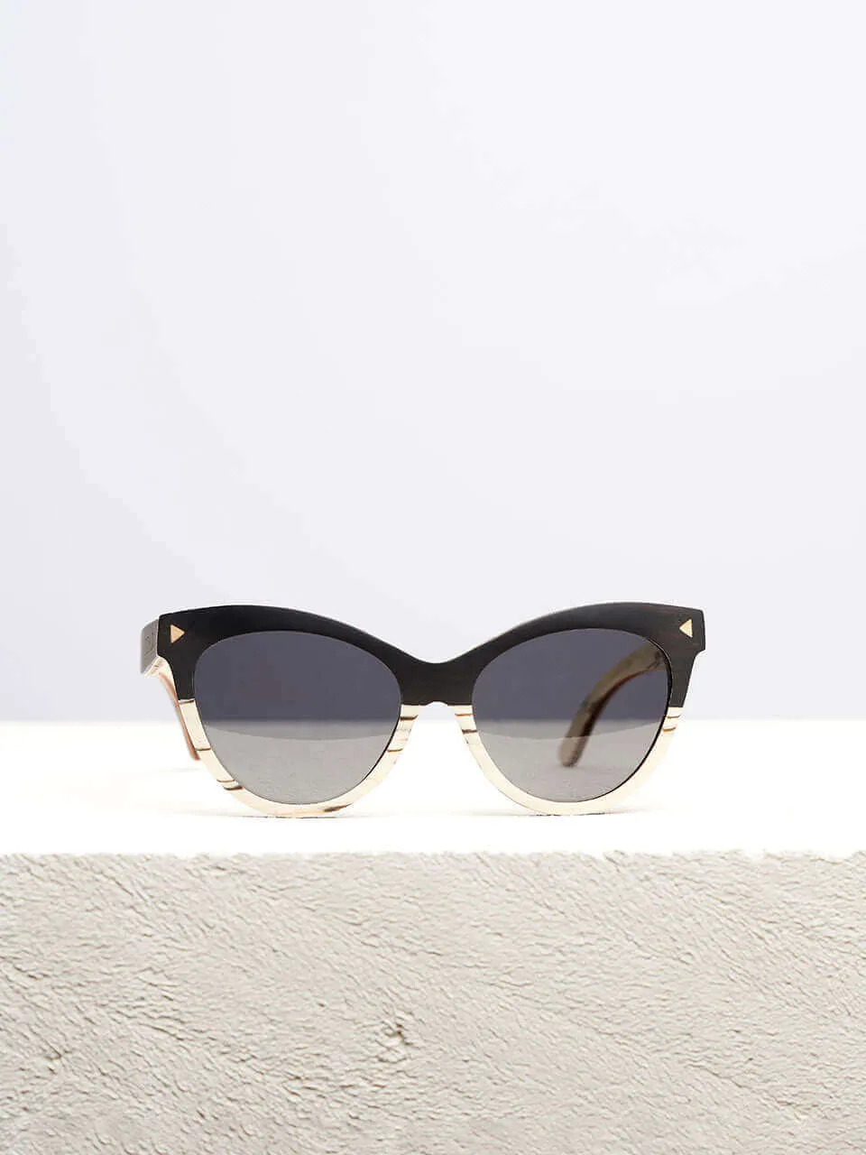 French Séduction – Wooden Sunglasses for Women