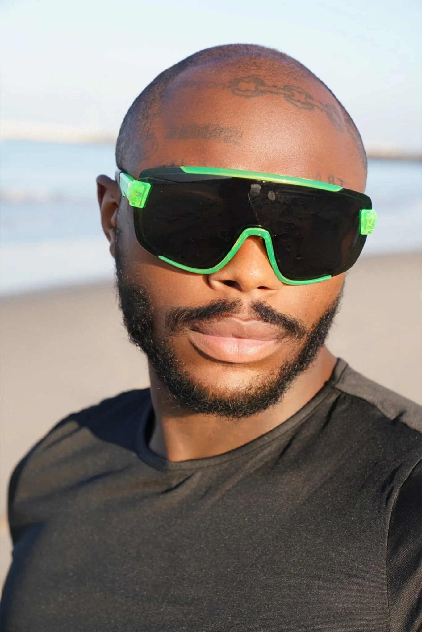 Green Maxi Frame Mono Lens Shades