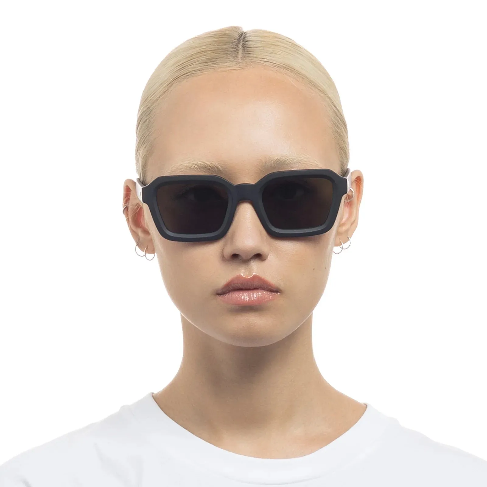 IMPOSSIBLE SUNGLASSES - MATTE BLACK