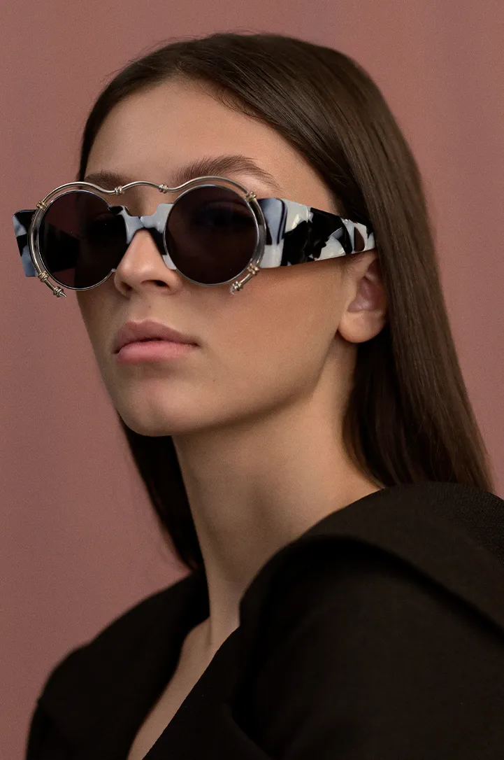 Into The Rod Shades