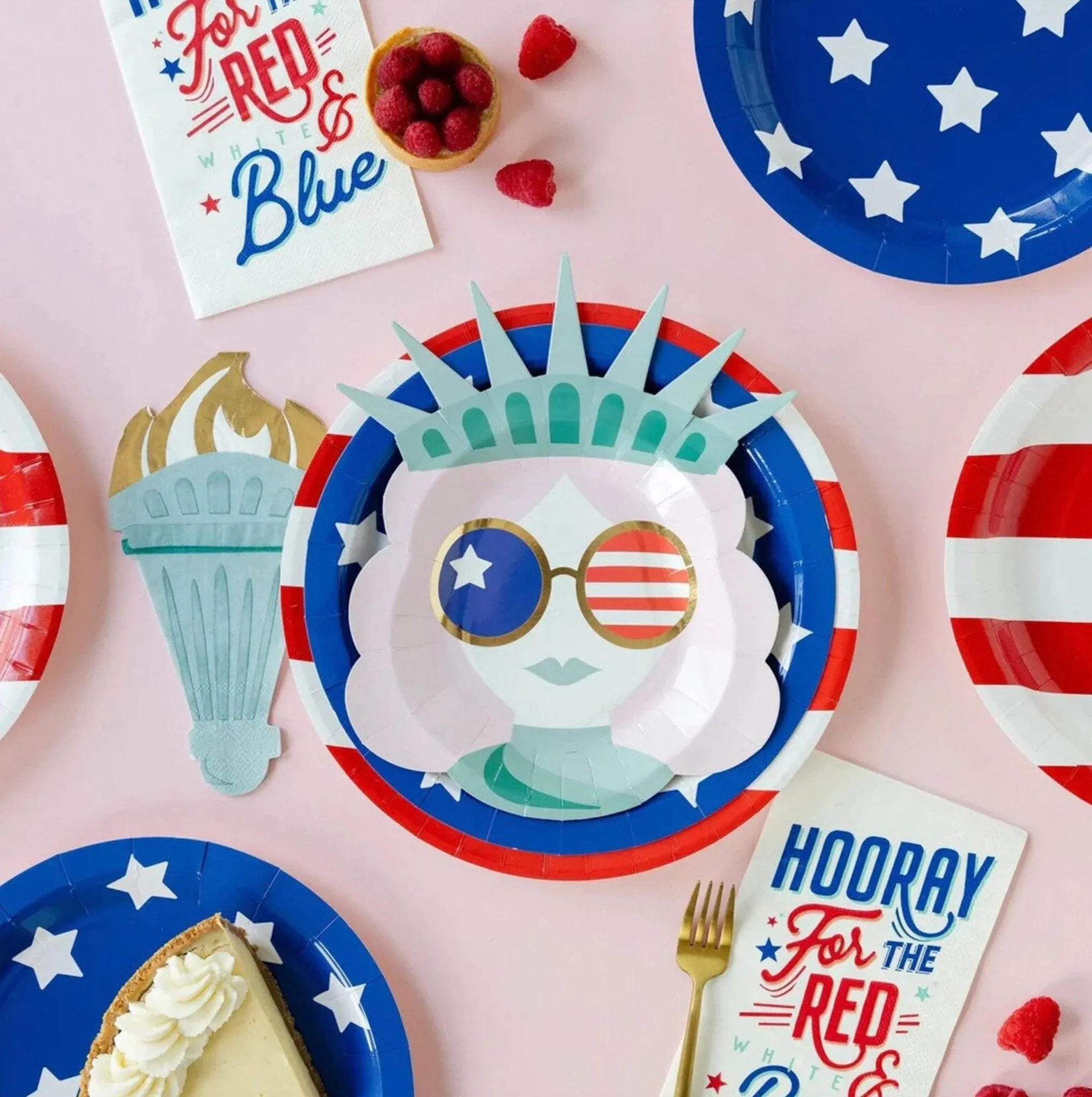 Lady Liberty Paper Plates