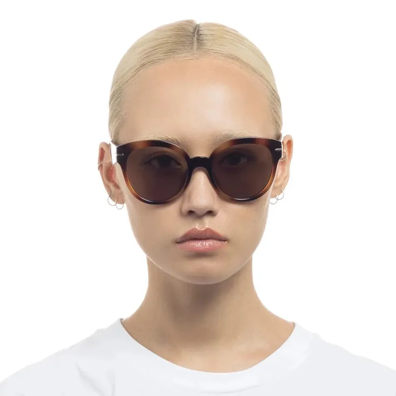 Le Specs Capacious Sunglasses - Tort