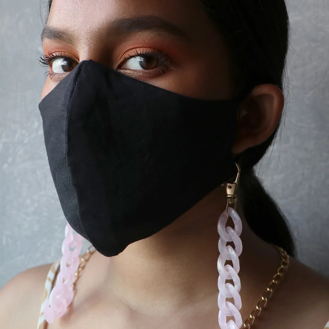 METALLIC GOLD-TONED CHAIN-LINK MARBLE PINK ACRYLIC MASK CHAIN OR SUNGLASS CHAIN