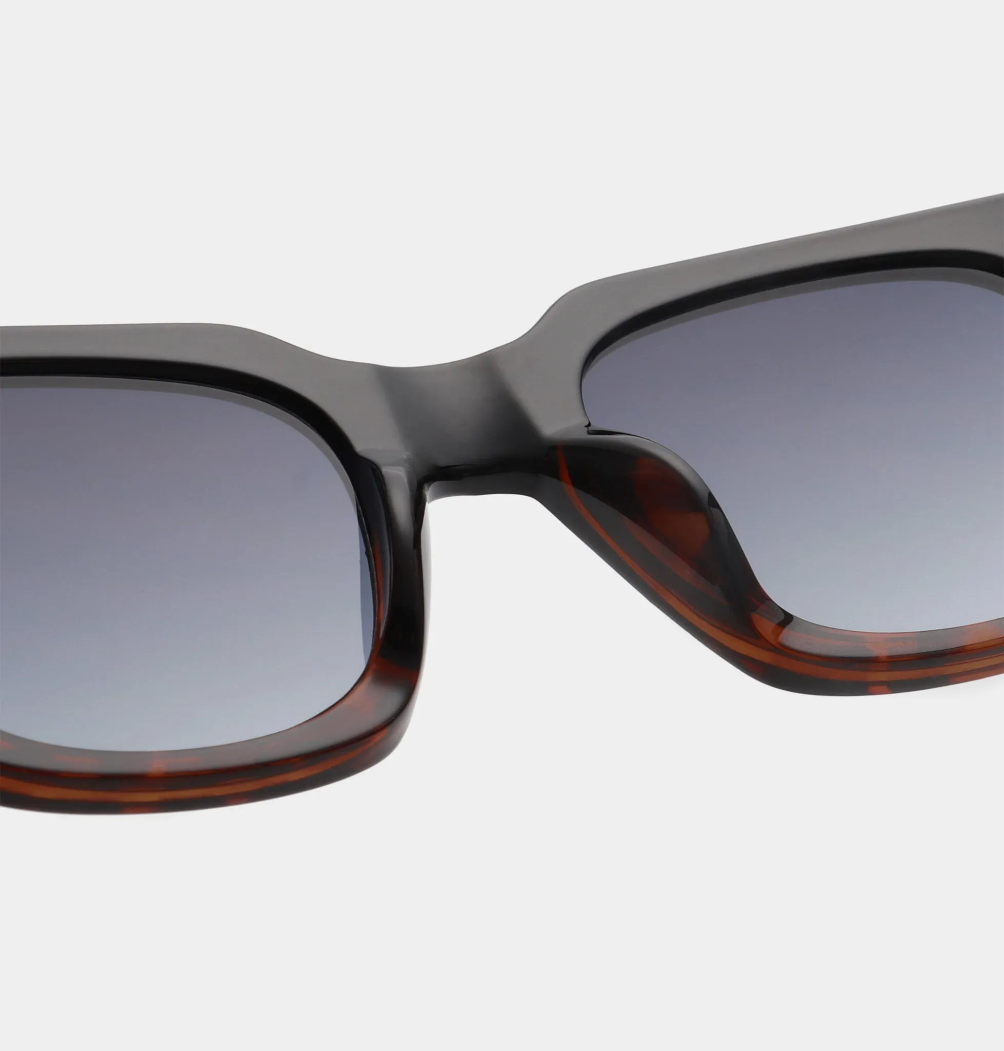 Nancy Sunglasses - Black Demi Tortoise