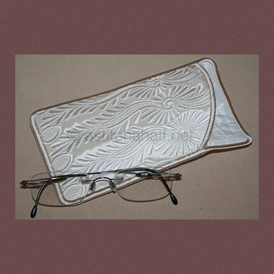 Peacock Lace Eyeglass Case
