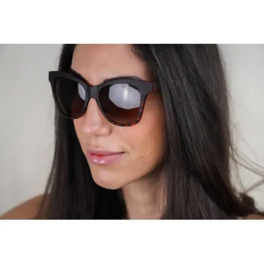 Polarized Adult Wayfarer Sunglasses - Black