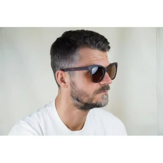 Polarized Adult Wayfarer Sunglasses - Black