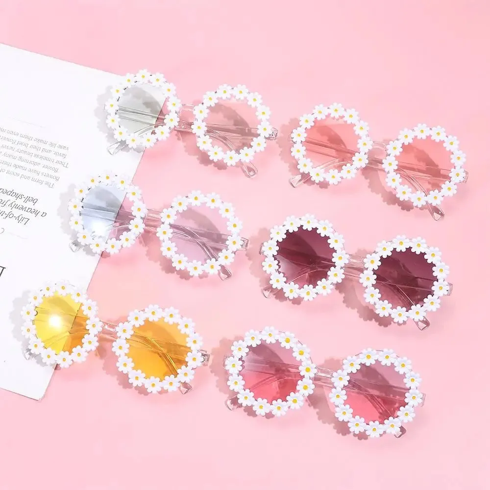 Retro Daisy Sunglasses for Women Flower Round Frame Sun Glasses Fashion Novel Disco Festival Party Shades for Adults Eyewear