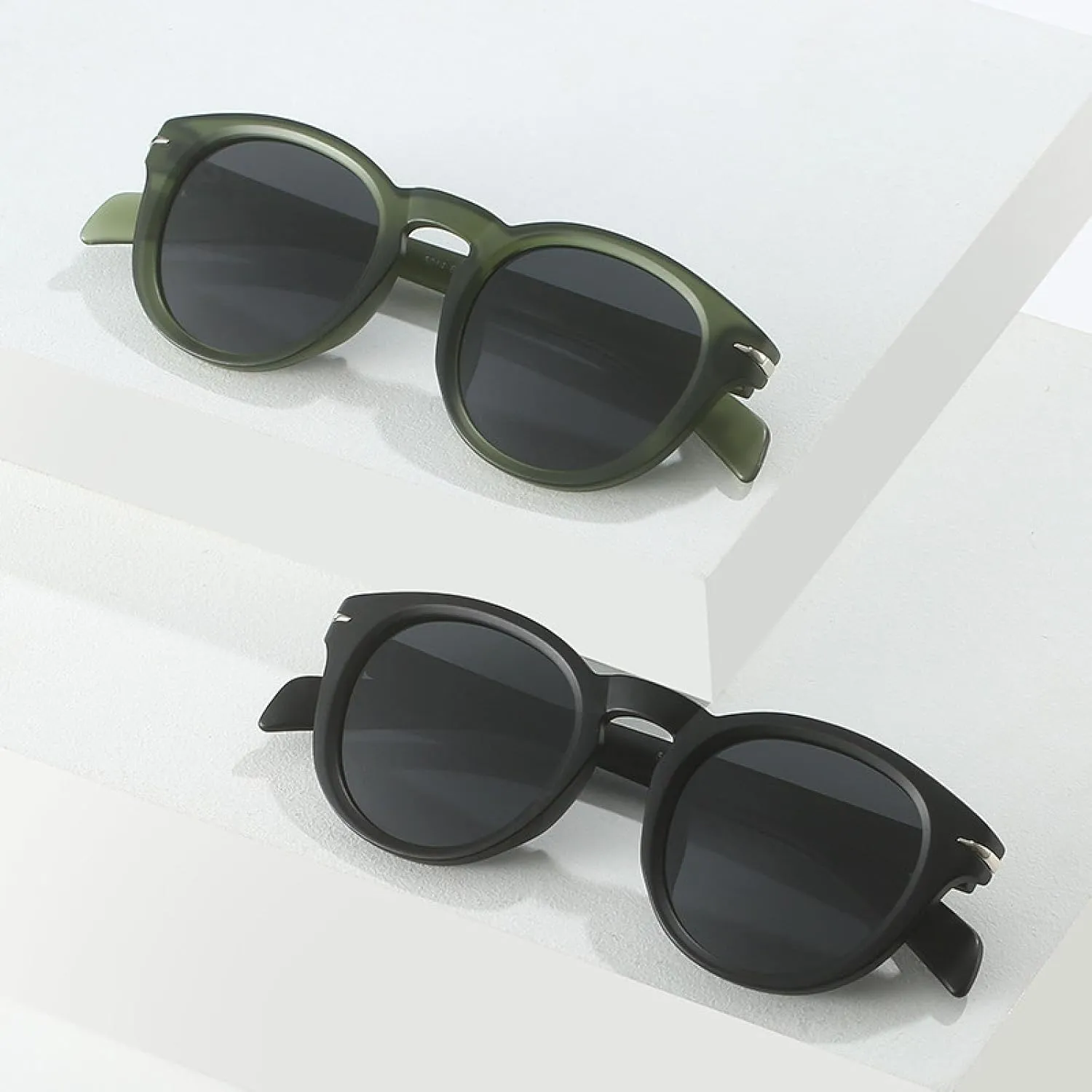 Retro Round Men Sunglasses for Women Uv400 Fashion Rivets