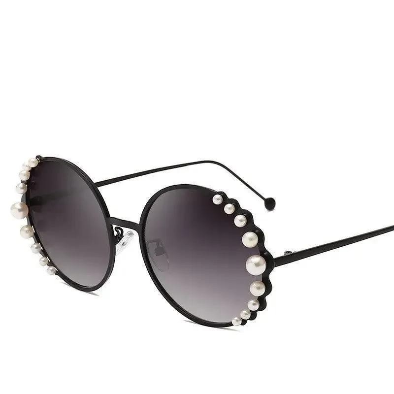 Round Frame Pearl Sunglasses with UV400 Protection and Metal Frame
