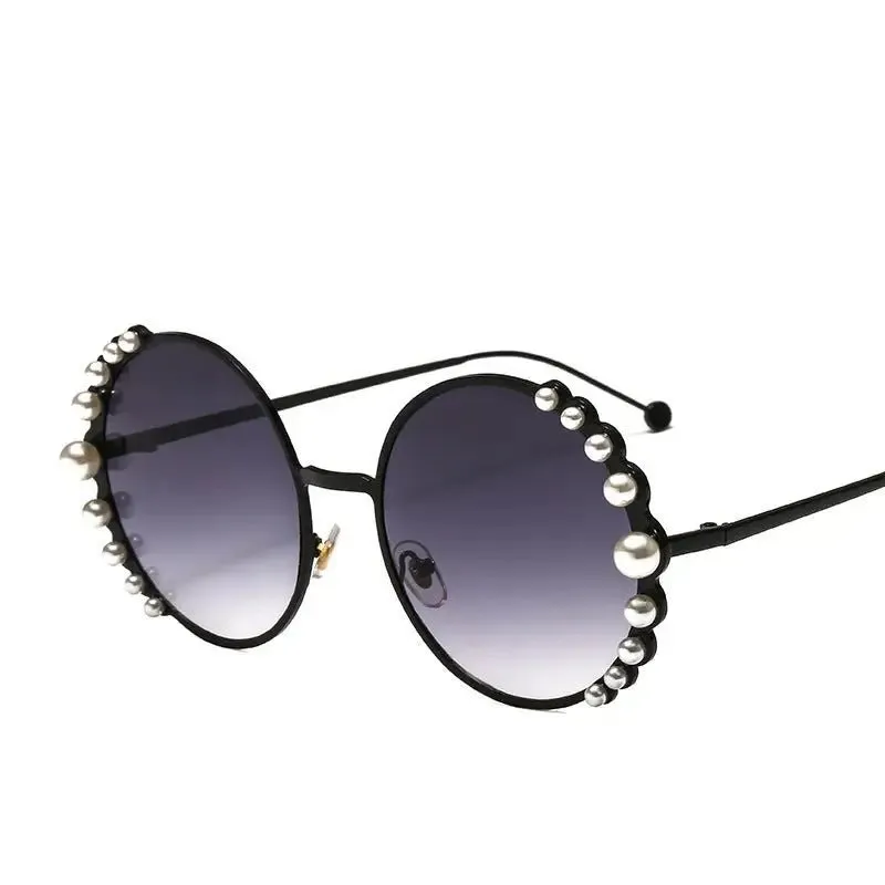 Round Frame Pearl Sunglasses with UV400 Protection and Metal Frame