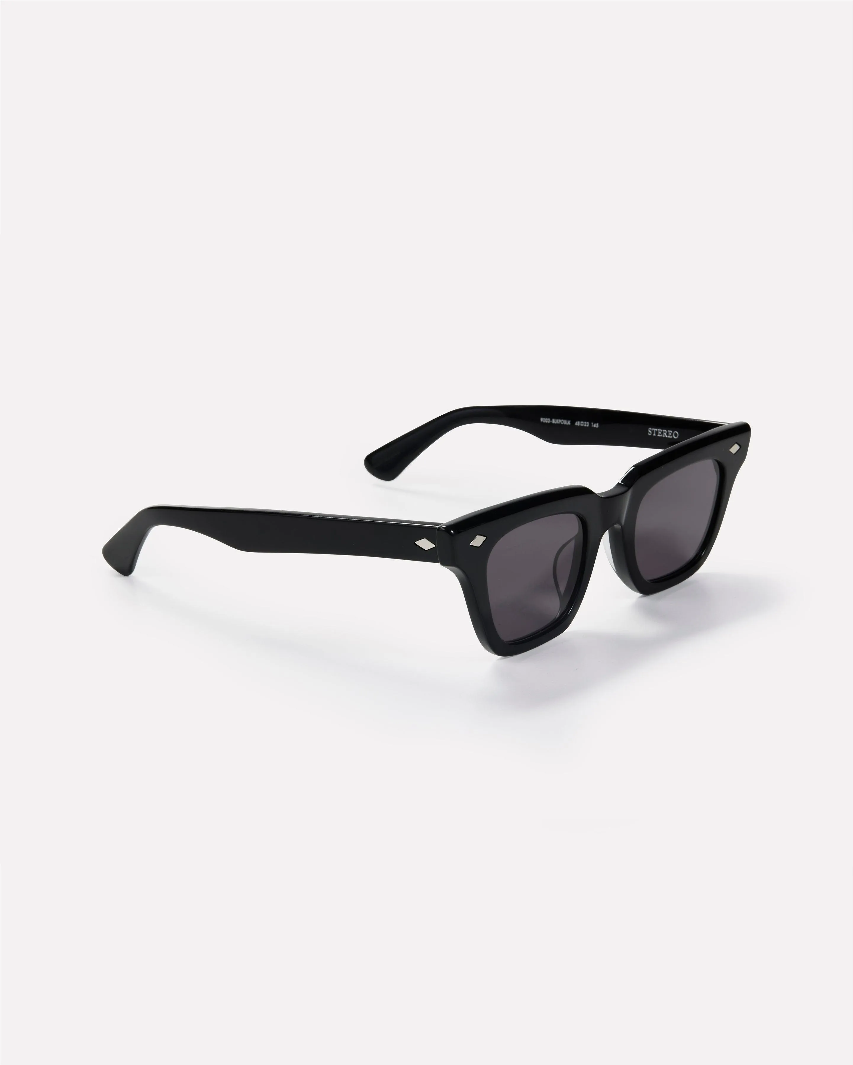 Stereo - Black Polished / Black