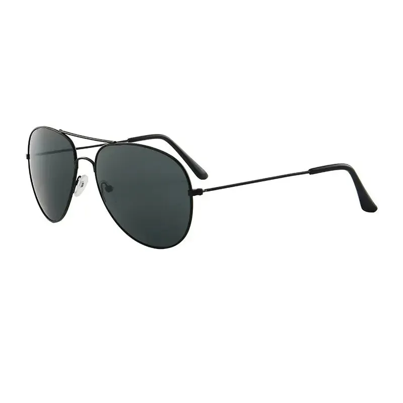 Summer Unisex Classic Pilot Sunglasses Designer Men Women Gradient Style Vintage Outdoor Driving Sun Glasses for Female Male