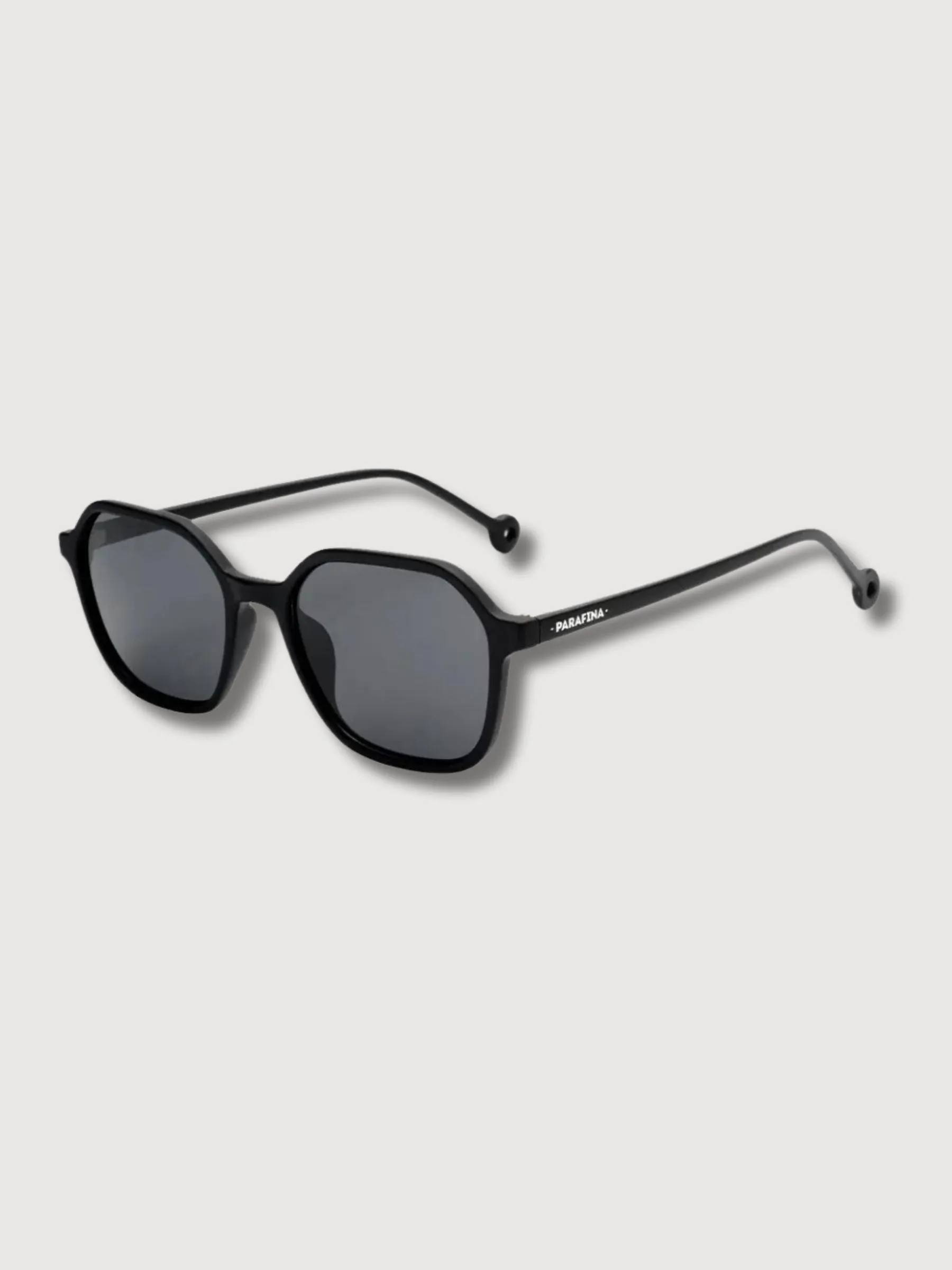 Sunglasses Valle Recycled Plastic Black | Parafina