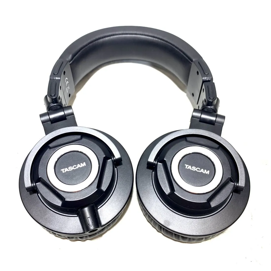 Tascam TH-07 High-Definition Monitor Headphones (Black) #2403 - DEMO