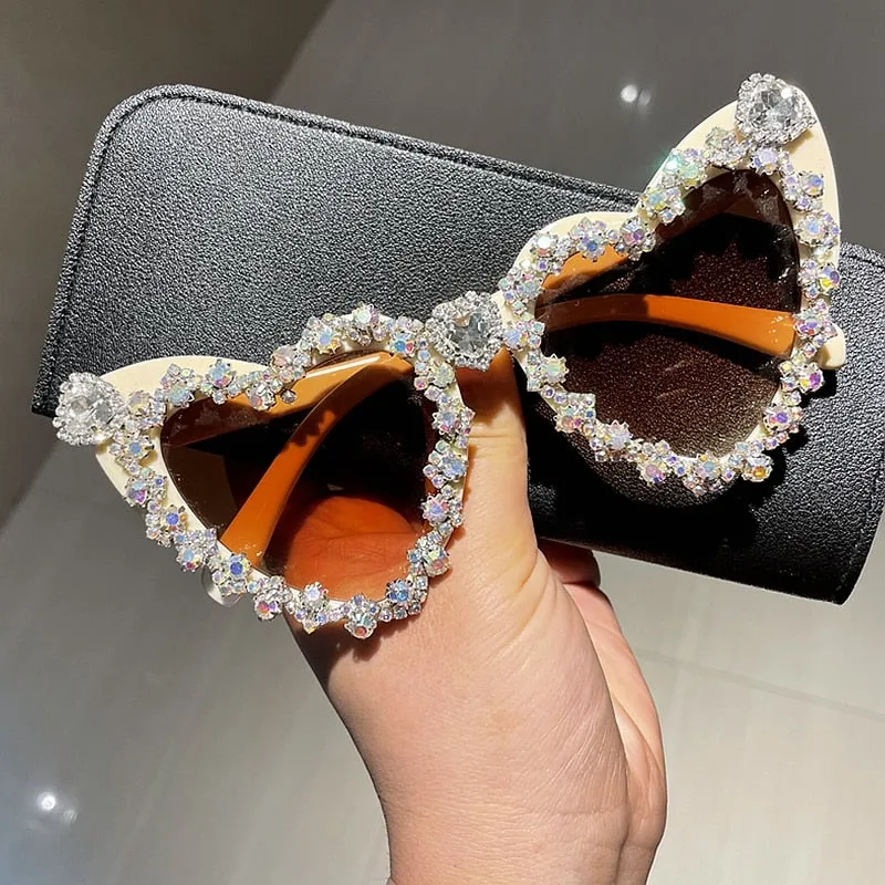 TEEK - Eye Love Eyewear