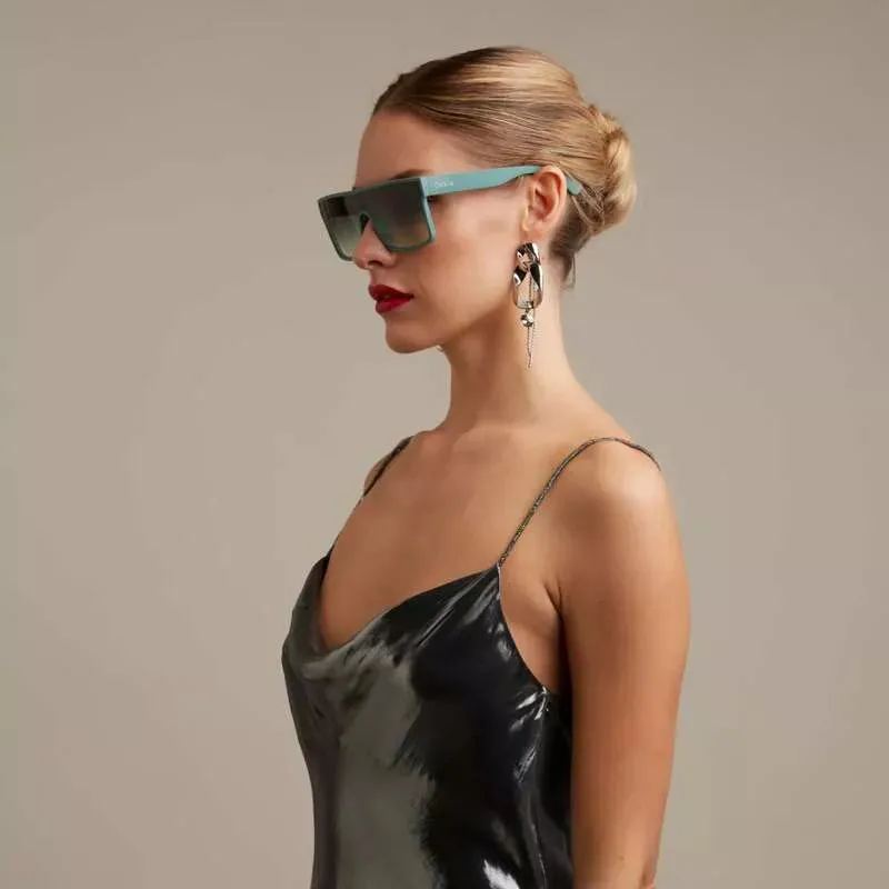 TOKYO SQUARE SUNGLASSES - Green Sage