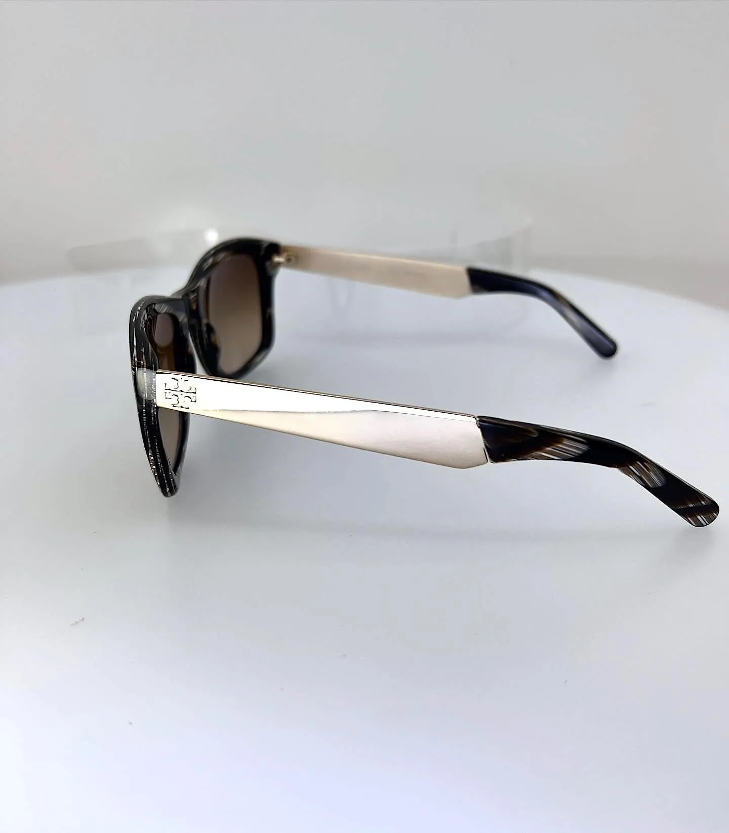 TORY BURCH SUNGLASSES