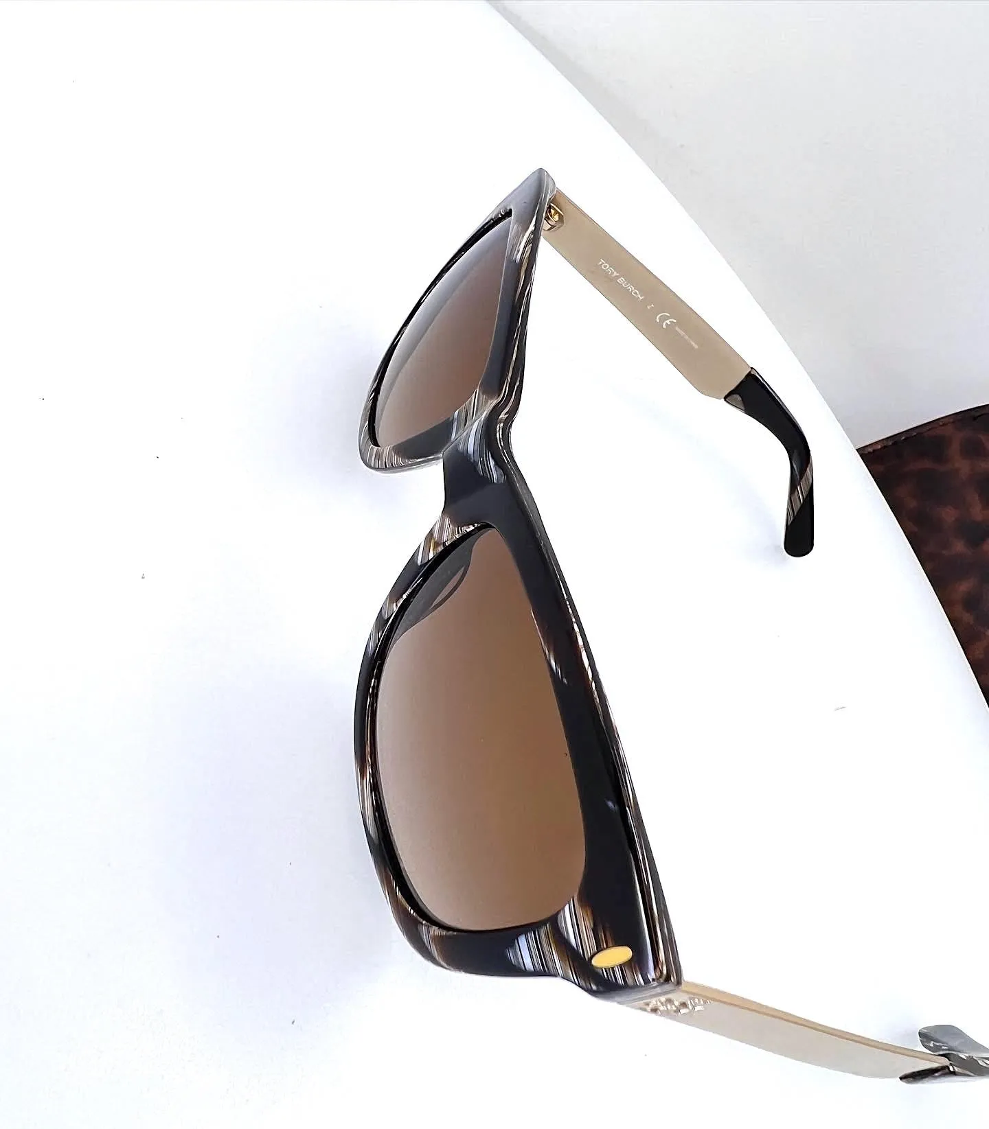 TORY BURCH SUNGLASSES