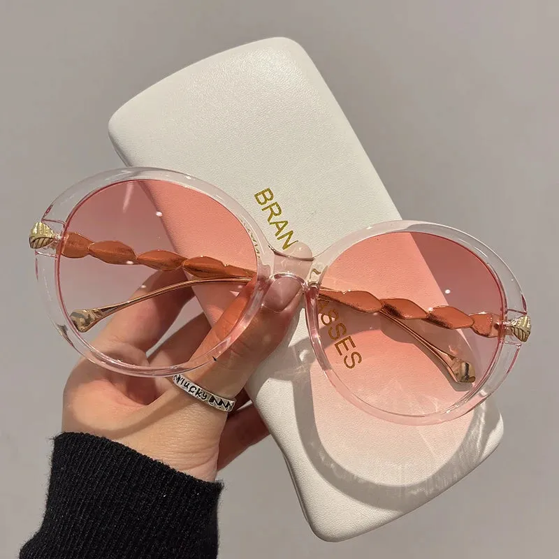 VAIGE Retro Chic Gradient Round Sunglasses in Colorful Hues