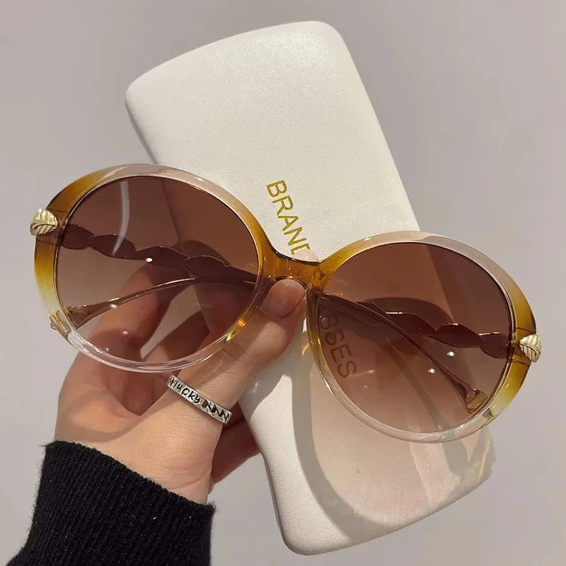 VAIGE Retro Chic Gradient Round Sunglasses in Colorful Hues