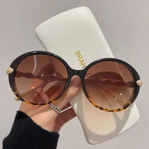 VAIGE Retro Chic Gradient Round Sunglasses in Colorful Hues