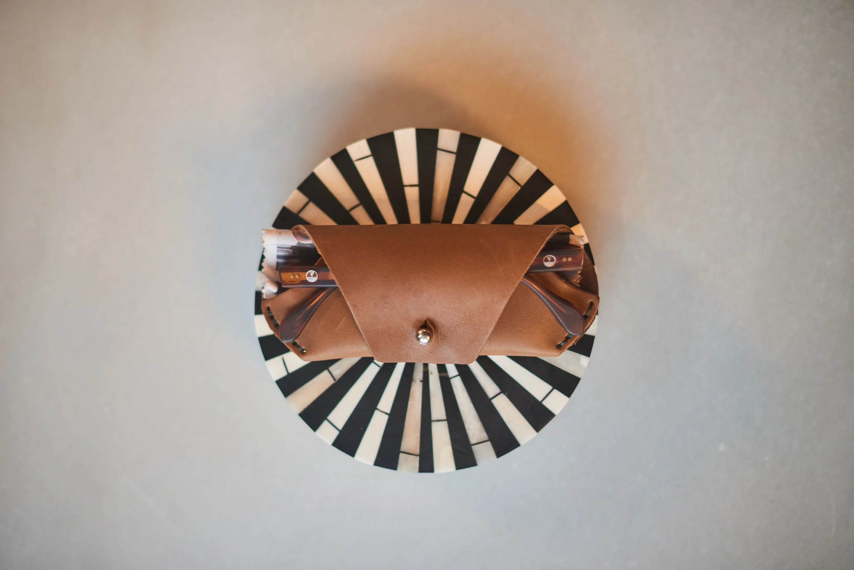 VISIONARIES - Brown Matte
