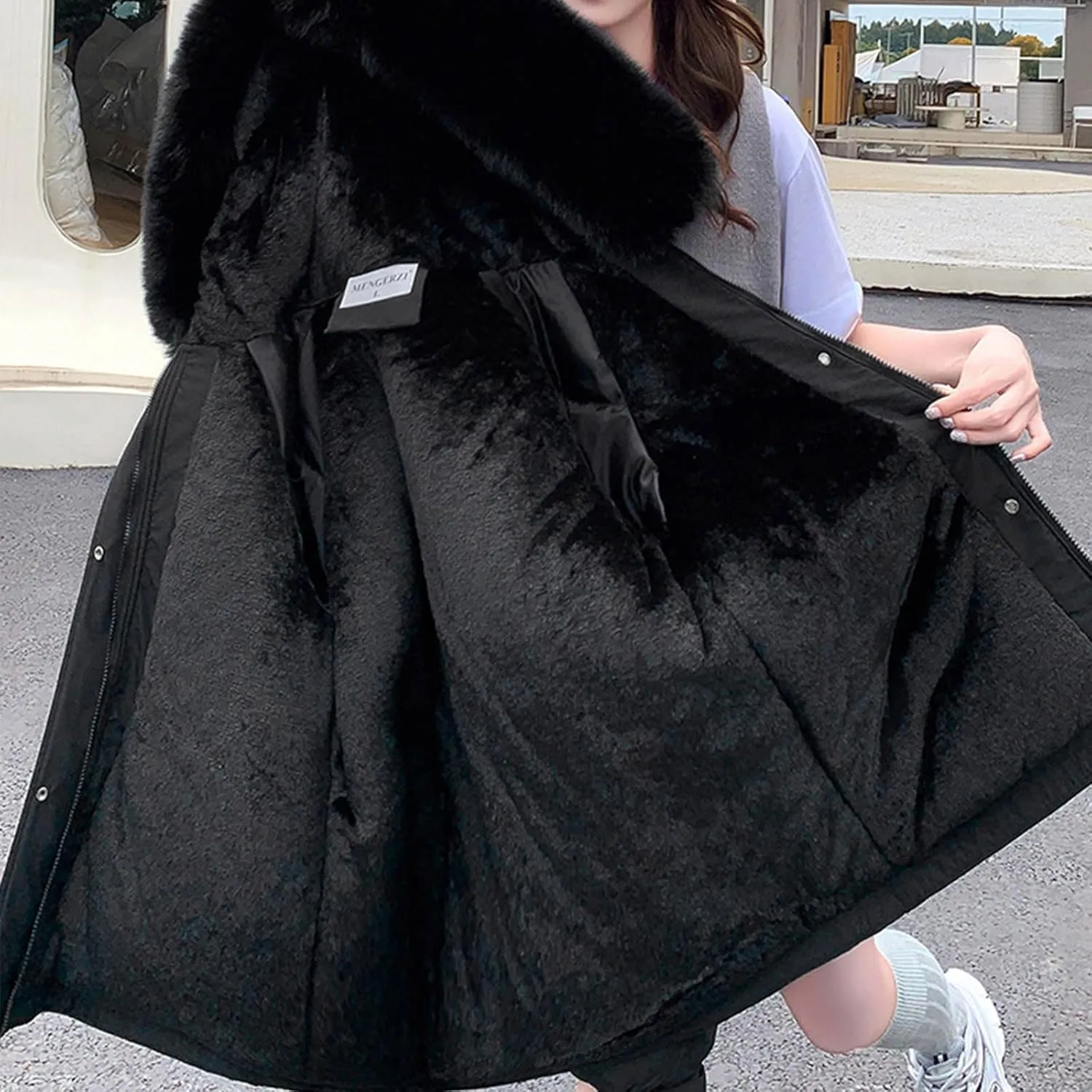 Winter Puffer Jackets Women Warm Down Coat Windproof Puffy Jacket with Faux Fur Hood Snow Parka Fashion Outerwear