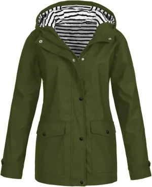 Women Plus Size Raincoat Lightweight Waterproof Windproof Jackets Outdoor Hiking Windbreaker with Hooded