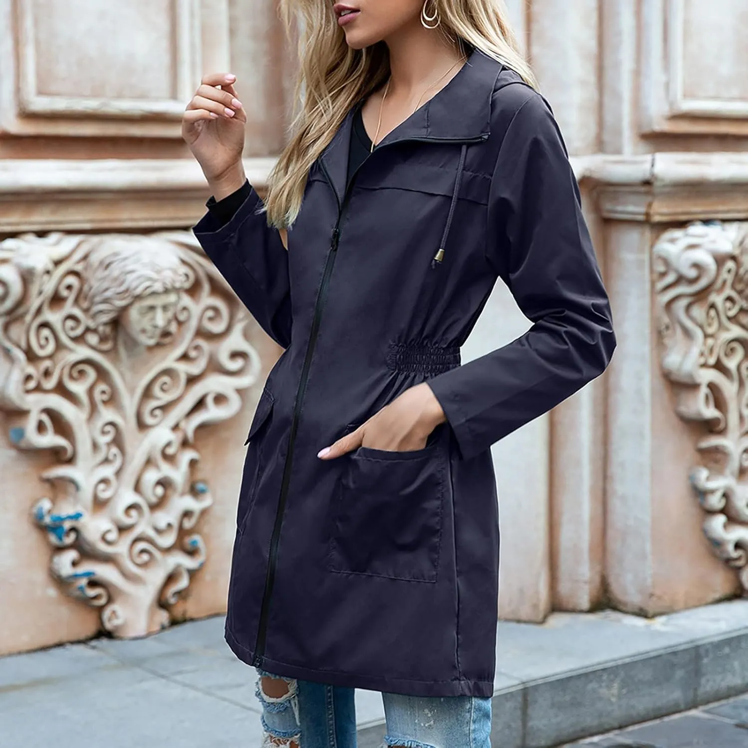 Women's Rain Jacket Plus Size Lightweight Raincoat with Hood Waterproof Outdoor Jackets Fashion Casual Windbreaker