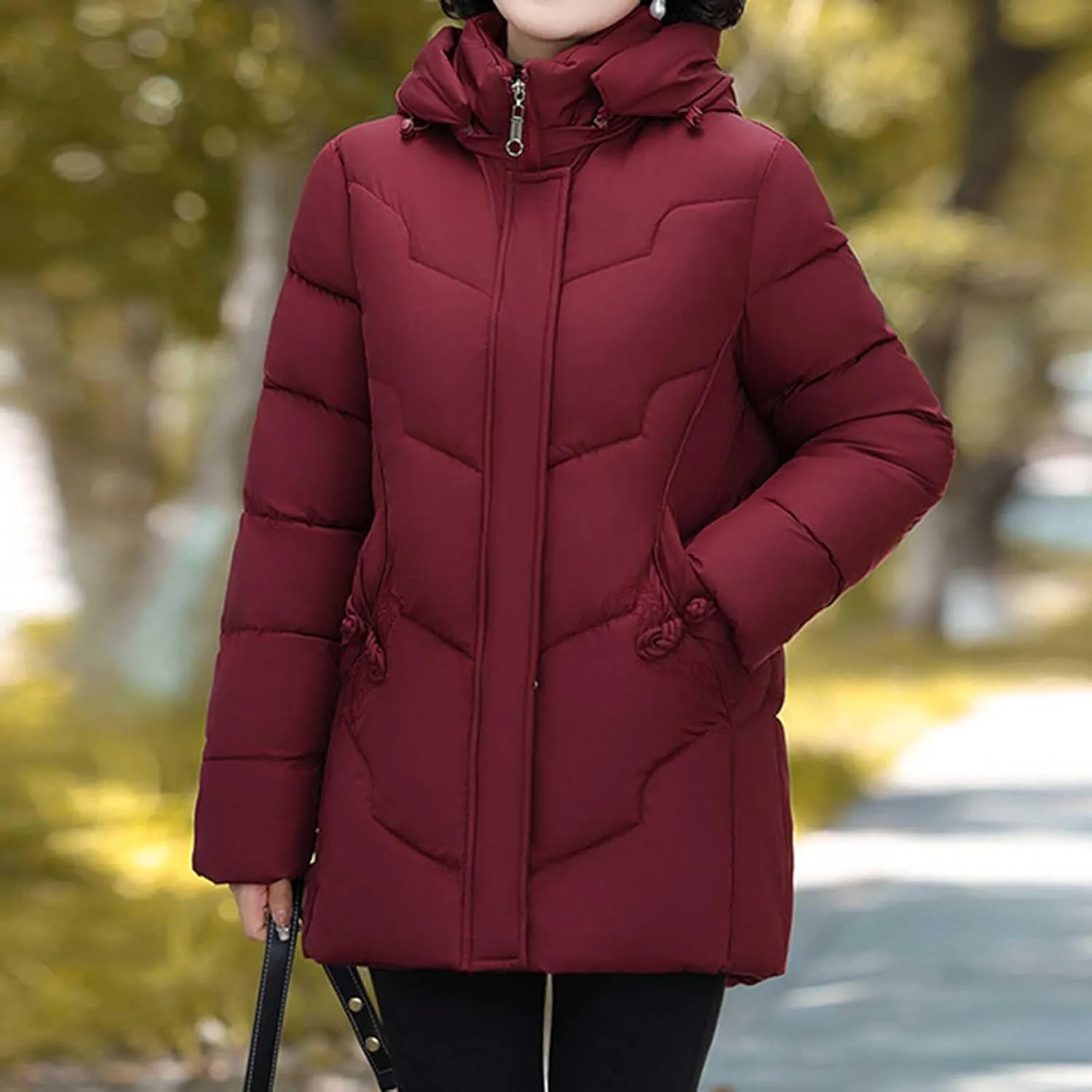 Womens Winter Puffer Coat Hooded Waterproof Warm Jacket Parka Thicken Warm Down Jacket Plus Size Outwear with Pockets