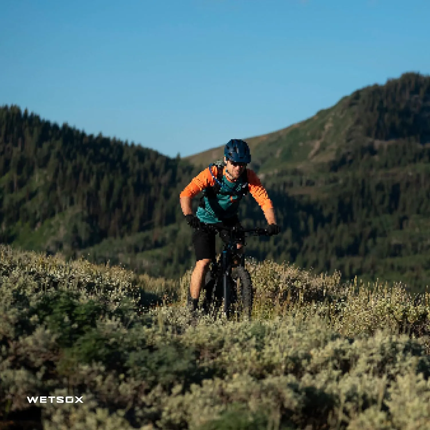 WSX Outdoor & Sports Socks | Lightweight, Medium Compression with Arch Support and Moisture-Wicking | Socks for Men & Women